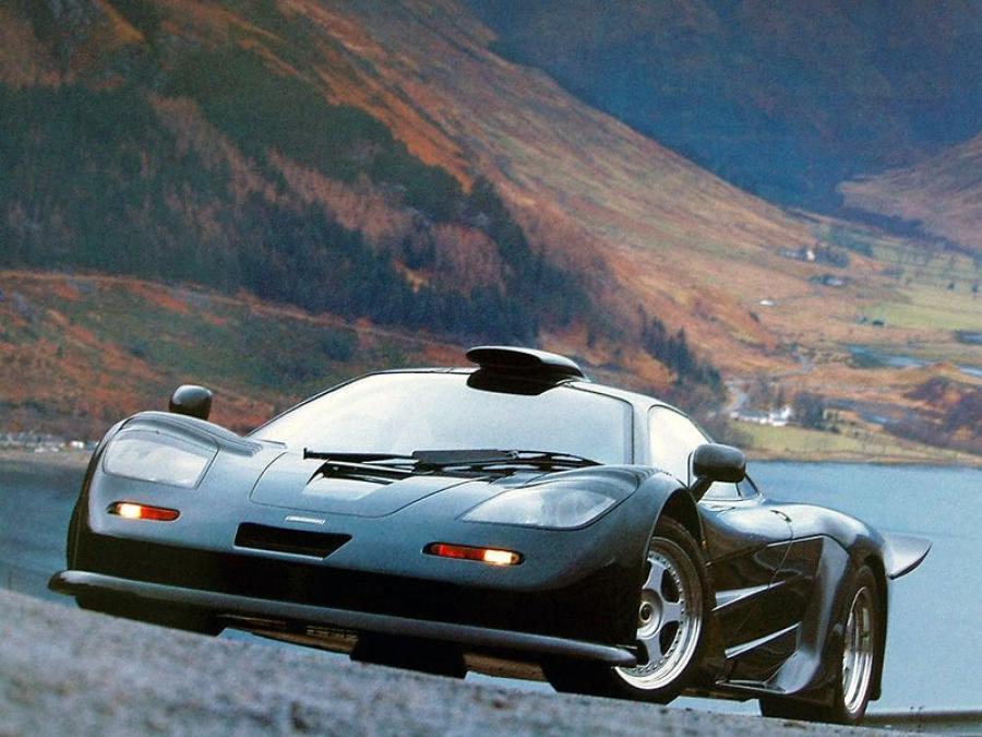  McLaren F1 GT 1997 года  (фото 4 из 8)